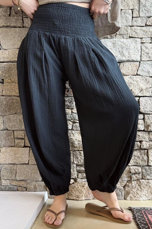 Annie Cushion Cotton Cuff Barrel Pant Black